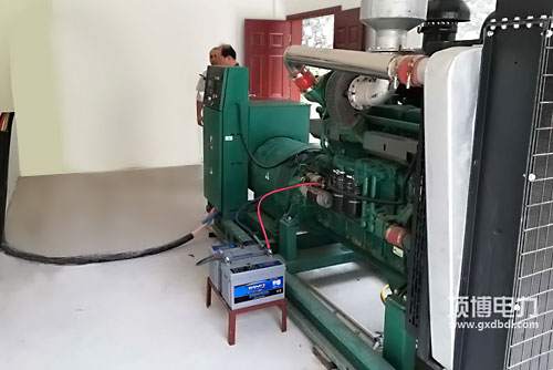 發動機應該加什么型號的機油？是越稀越好嗎