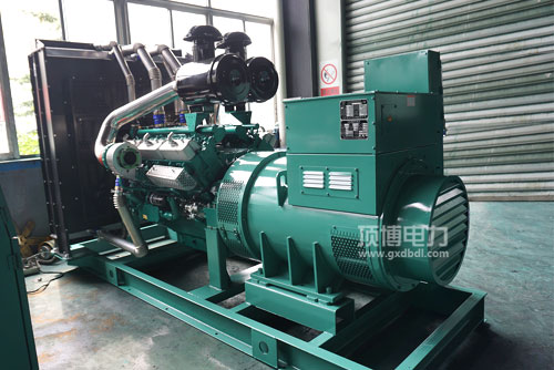 機油過多有哪幾種損害，應加多少柴油發電機機油適宜？