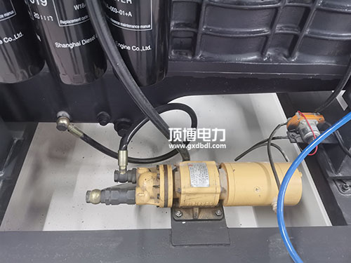 發電機
