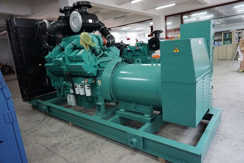 200KW康明斯 上?？破蛛姍C 眾智控制器